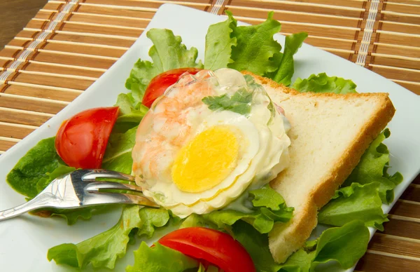 새우와 달걀과 고기 — 스톡 사진