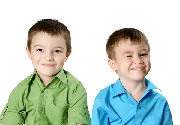 Portrét Dvou Chlapců Izolované Bílém Pozadí — Stock fotografie