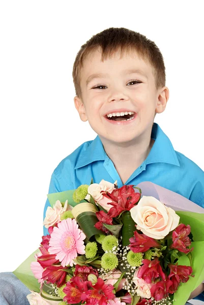 Один хлопчик з букетом квітів — стокове фото