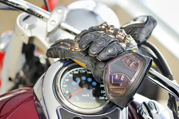 Luvas de motociclista — Fotografia de Stock
