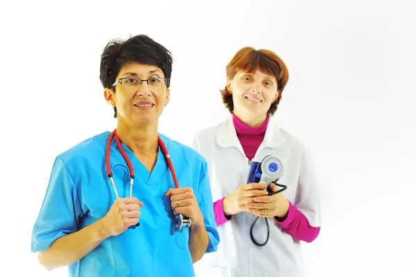 女性医師看護師と聴診器 — ストック写真