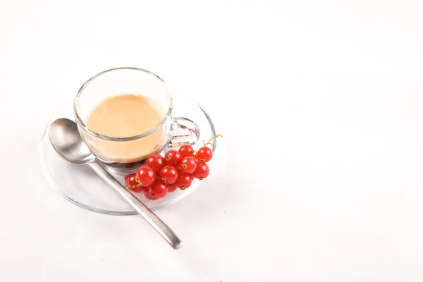 Espresso koffie met BES op witte achtergrond — Stockfoto