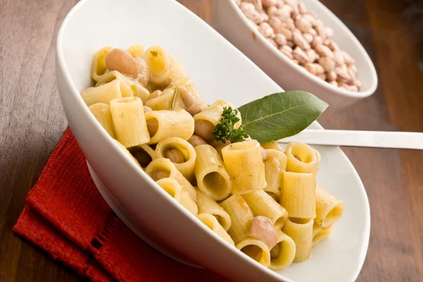 Pasta with beans — Stock Photo, Image