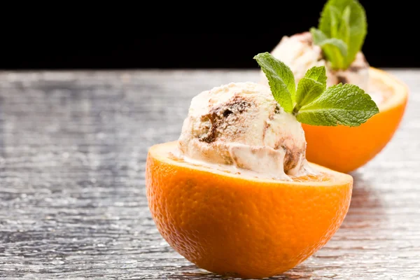 Orange und Eis - Dessert — Stockfoto