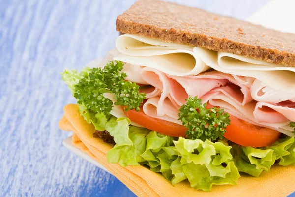 Сир і шинка сендвіч — стокове фото
