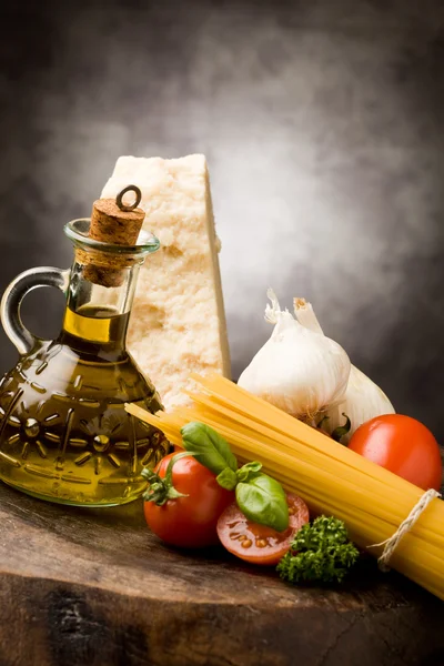 Інгредієнти для Італійська паста 2 — стокове фото