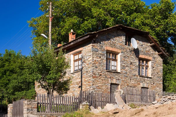 Kovachevitsa-huset – stockfoto