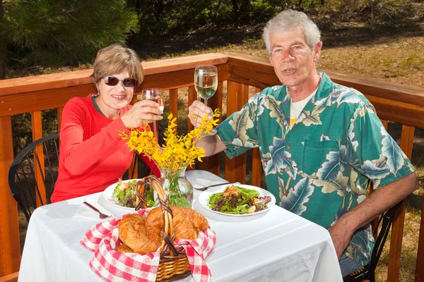 Görüntüleyiciyi toasting Çift