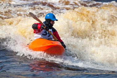 Freestyle whitewater üzerinde