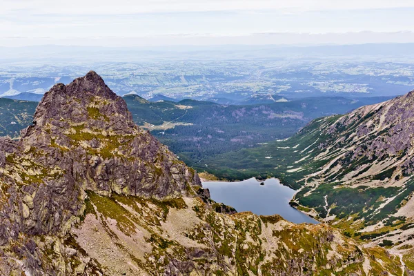 Гірський пейзаж влітку Ліцензійні Стокові Зображення