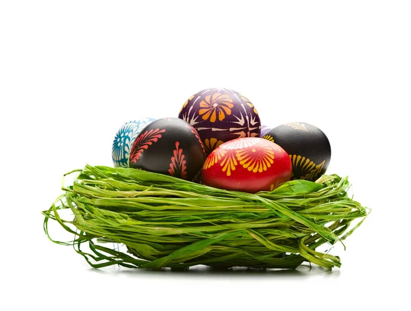 Easter Eggs in Nest on Green — Stock Photo, Image
