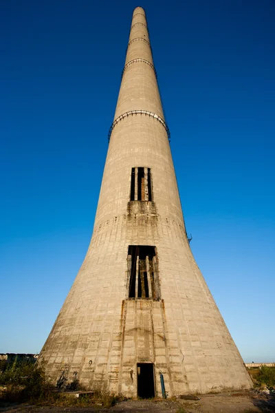 工业塔 — 图库照片