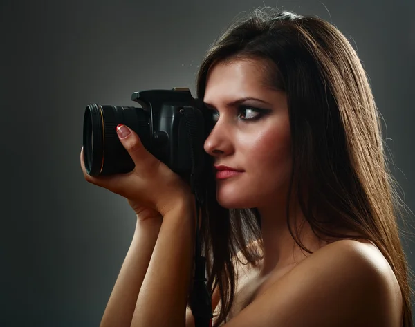 Sexy dame fotograaf — Stockfoto
