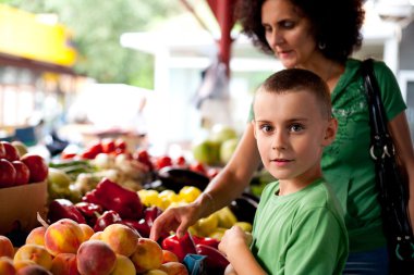 Shopping at farmers market clipart