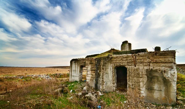 Landskap med ruiner — Stockfoto
