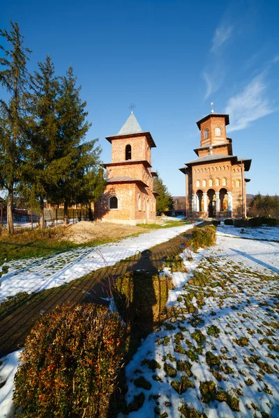 Rumänische Traditionelle Orthodoxe Kirche Vor Blauem Himmel — Stockfoto