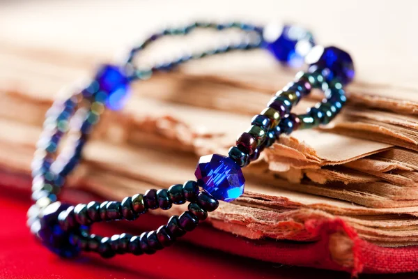 Vackra handgjorda smycken — Stockfoto
