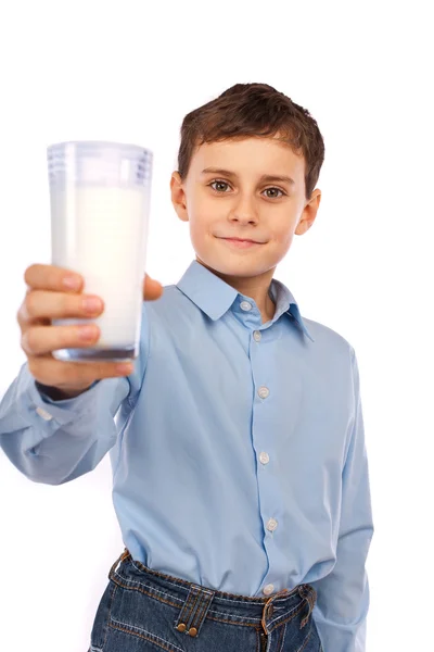 Αγόρι με ένα ποτήρι γάλα — Stock fotografie