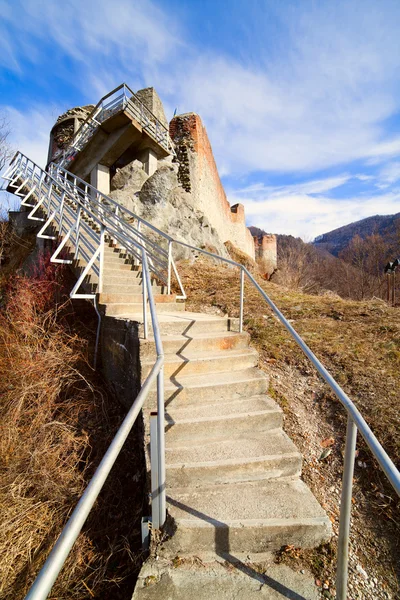 Fortezza Poienari di Dracula — Foto Stock