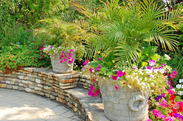 Zahrady s terasou — Stock fotografie