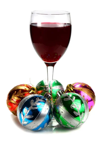 Glas rode wijn en decoratie voor — Stockfoto