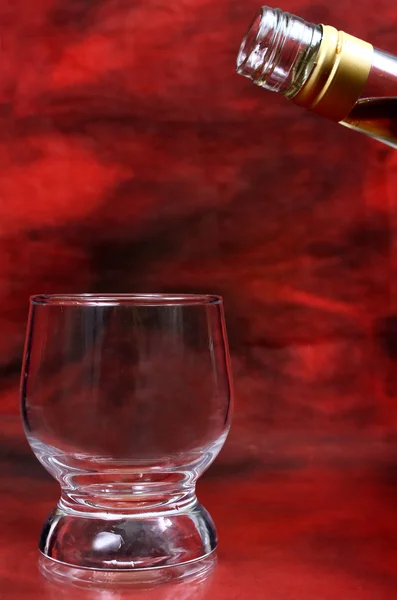 Склянка для алкогольного напою — стокове фото