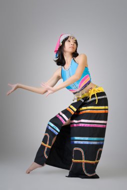 Attractive Chinese dancer clipart