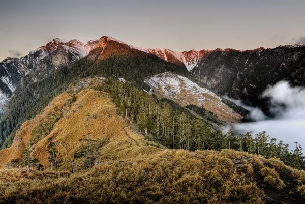 Güzel dağ manzarası — Stok fotoğraf