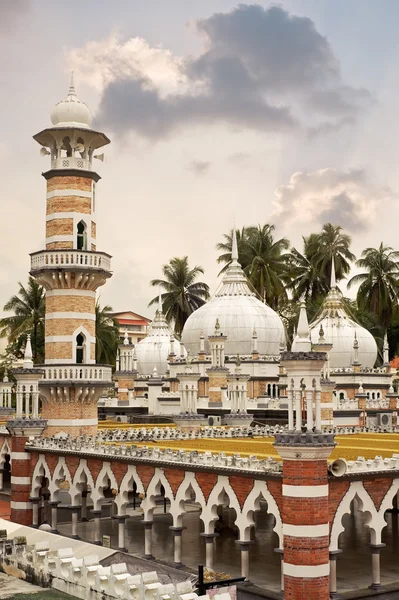 Słynnego Meczetu Masjid Jamek Kuala Lumpur Malezja Azja — Zdjęcie stockowe