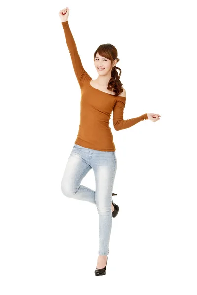Ευτυχισμένη γυναίκα χορεύει — Φωτογραφία Αρχείου