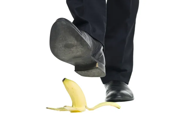 Poślizgu skórki banana — Zdjęcie stockowe