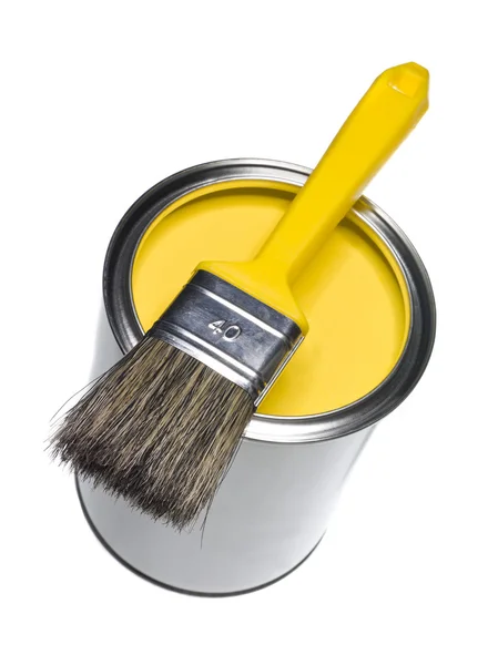 Lata Pintura Amarilla Pincel Aislado Sobre Fondo Blanco — Foto de Stock