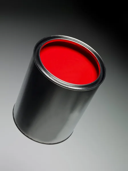 Rote Farbdose Auf Getöntem Hintergrund — Stockfoto