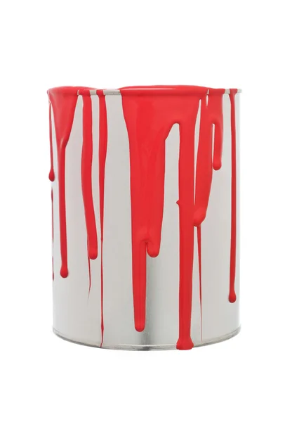 Tinta lata com derramamento vermelho — Fotografia de Stock