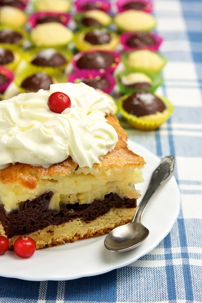 Torta Fatta Casa Con Panna Montata Muffin — Foto Stock