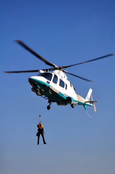 Helicóptero pequeño de pasajeros Imágenes de stock libres de derechos
