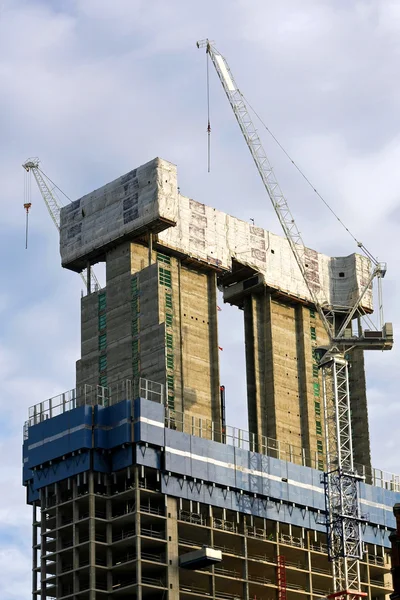 Arranha-céus de construção — Fotografia de Stock