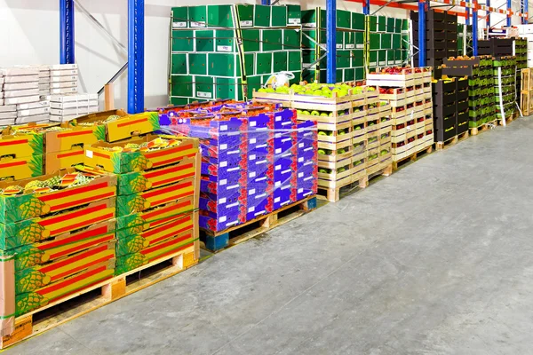 Fruits warehouse — Stock Photo, Image