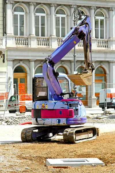 Purple excavator — Stock Photo, Image