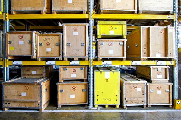 Armazém de caixas — Fotografia de Stock
