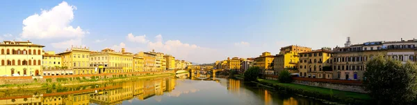 Řeka arno Florencie — Stock fotografie