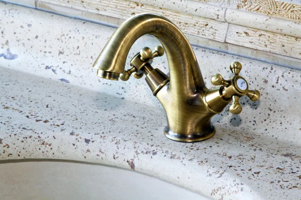 Bathroom faucet — Stock Photo, Image
