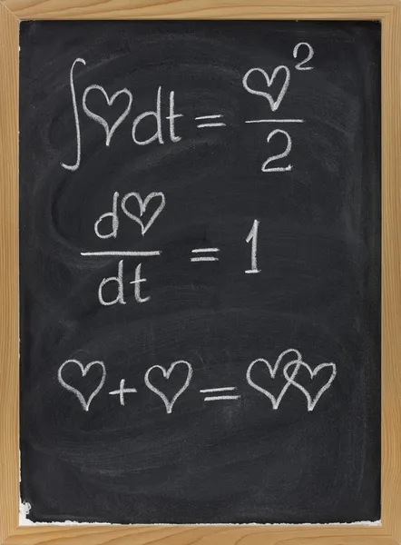 Fórmulas Cálculo Com Coração Como Argumento Esboçado Com Giz Branco — Fotografia de Stock