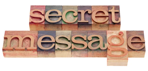 Секретное сообщение типа letterpress — стоковое фото
