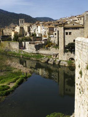 Besalu, Katalonya