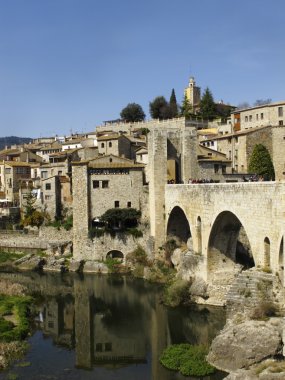 Besalu, Katalonya