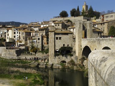 Besalu, Katalonya