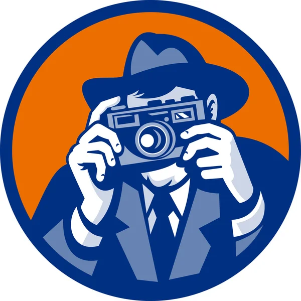 Fotógrafo con sombrero fedora apuntando cámara retro slr —  Fotos de Stock