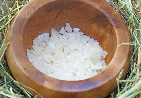 Wooden Bucket Full White Salt — Stock Photo, Image