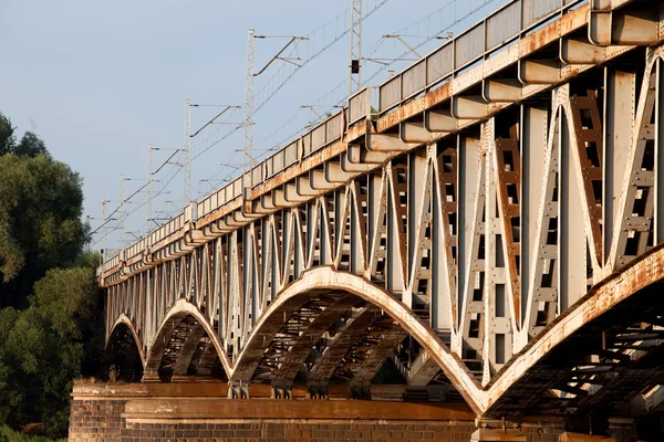 Ponte de ferro velha — Fotografia de Stock